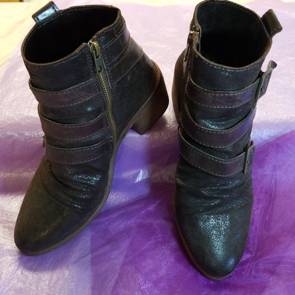 Kdb Booties - image 1